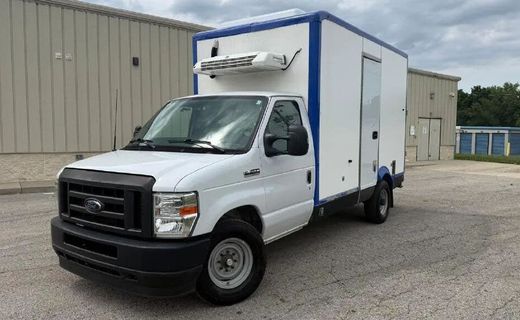 2023 Ford E-350 Econoline