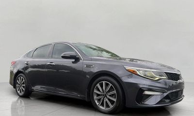 2019 Kia Optima EX