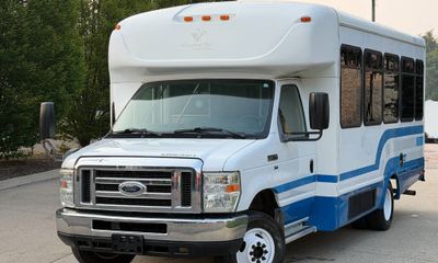 2013 Ford E-Series Chassis E 350 Super