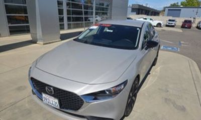 2025 Mazda MAZDA3 Select Sport Package