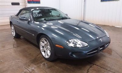 2000 Jaguar XK8