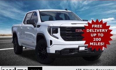 2026 GMC Sierra SLT