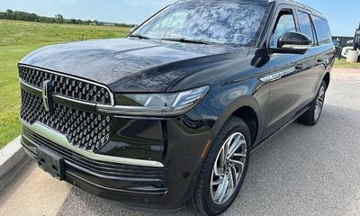 2025 Lincoln Navigator L Reserve