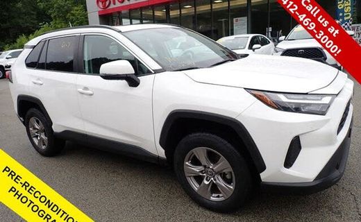2023 Toyota RAV4 XLE