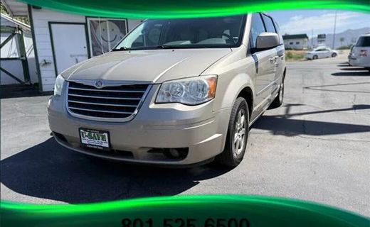 2009 Chrysler Town AND Country