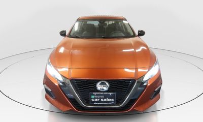 2022 Nissan Altima SR