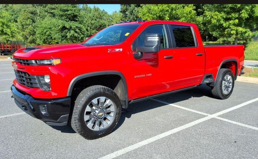 2024 Chevrolet Silverado HD Custom