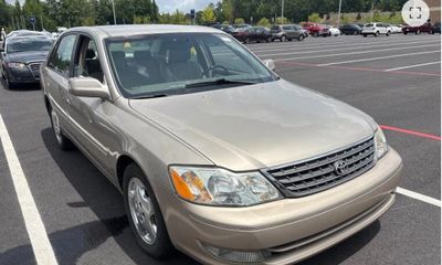 2004 Toyota Avalon XL