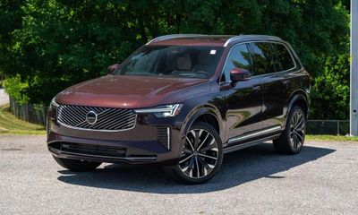 2025 Volvo XC90 Ultra