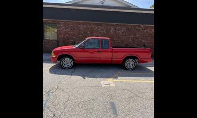1997 Chevrolet S-10 Pickup LS