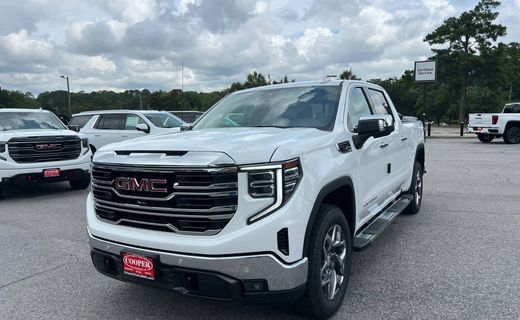 2026 GMC Sierra SLT
