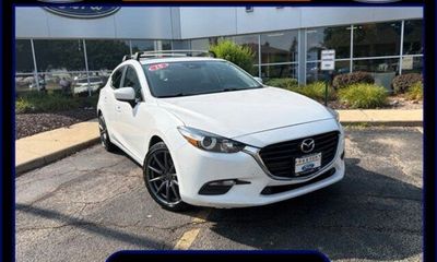 2018 Mazda MAZDA3 Touring