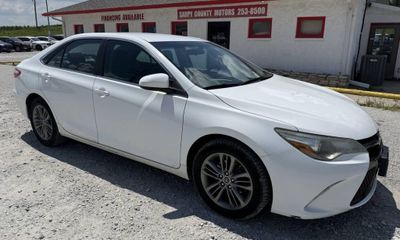 2015 Toyota Camry SE