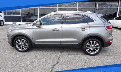 2017 Lincoln MKC Select