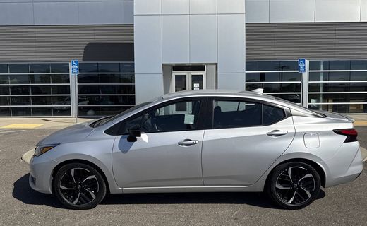 2024 Nissan Versa SR