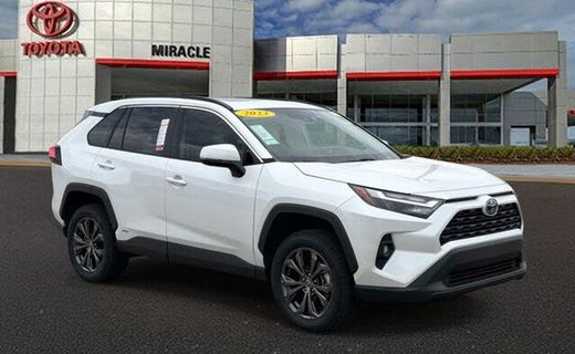 2023 Toyota RAV4 XLE Premium