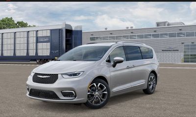 2026 Chrysler Pacifica Pinnacle