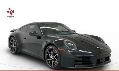 2025 Porsche 911 Carrera