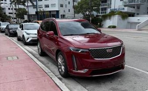 2021 Cadillac XT6 Premium Luxury