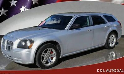 2006 Dodge Magnum Base SXT
