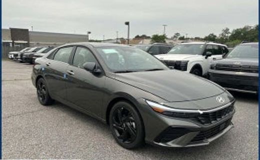 2026 Hyundai Elantra SE