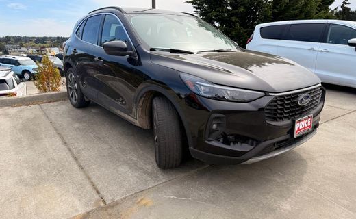 2025 Ford Escape Platinum