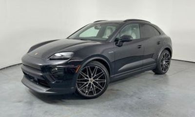 2024 Porsche Macan 4 Electric