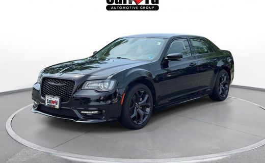 2022 Chrysler 300 Touring L