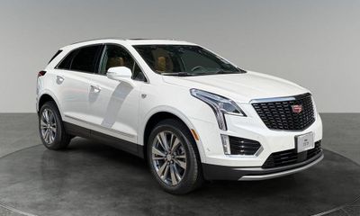 2026 Cadillac XT5 Premium Luxury