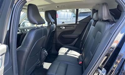 2021 Volvo XC40 Inscription