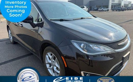 2019 Chrysler Pacifica Touring Plus