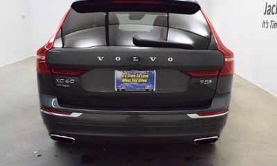 2018 Volvo XC60 Inscription