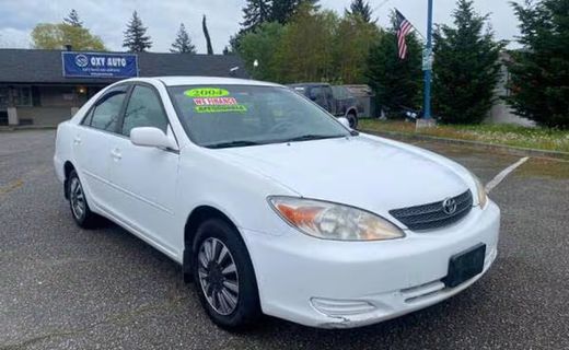 2004 Toyota Camry LE