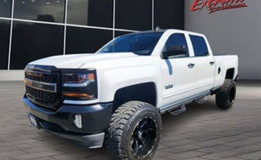 2017 Chevrolet Silverado LT