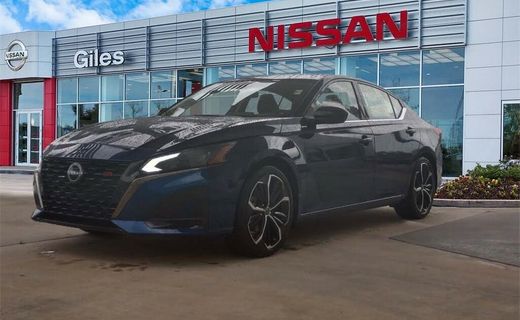 2023 Nissan Altima SR