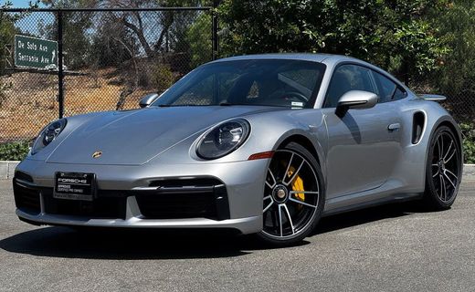 2021 Porsche 911 Turbo S