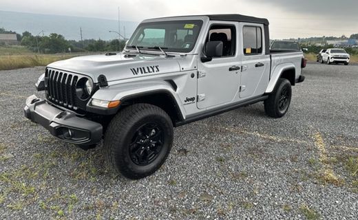 2022 Jeep Gladiator Sport