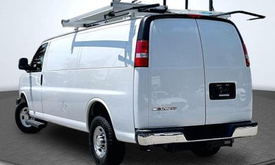 2023 Chevrolet Express EXT