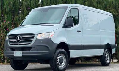 2022 Mercedes-Benz Sprinter 907 VS30
