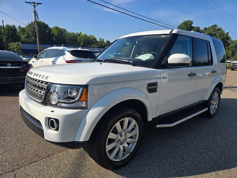 2016 Land Rover LR4 — a typically priced live listing