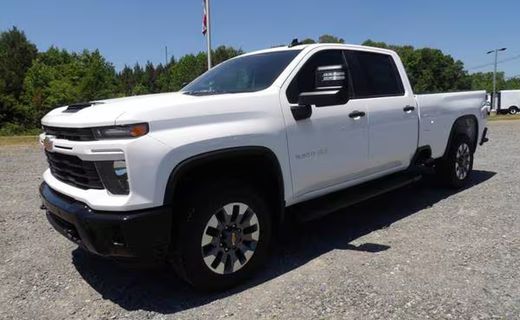 2026 Chevrolet Silverado HD Custom