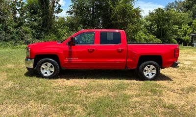 2018 Chevrolet Silverado LT