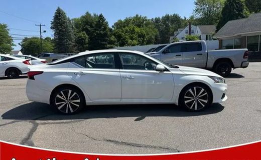 2020 Nissan Altima Platinum