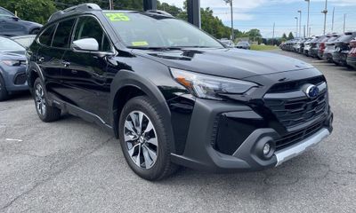 2025 Subaru Outback Touring