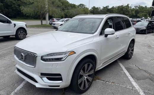 2024 Volvo XC90 Plus Bright