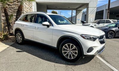 2023 Mercedes-Benz GLC-Class GLC300