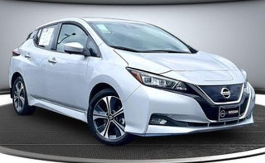 2022 Nissan Leaf SV