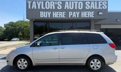 2009 Toyota Sienna LE