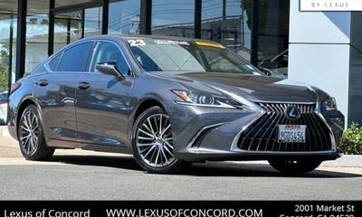 2023 Lexus ES 300H Premium