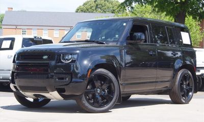 2024 Land Rover Defender 110 V8